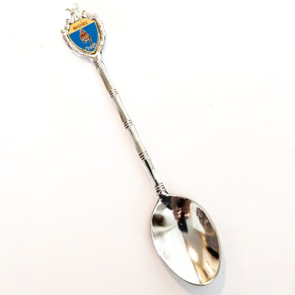 Vintage WHITEHORSE YUKON Collectible Spoon Canada Memorabilia Mountie Blue Red - Picture 1 of 3